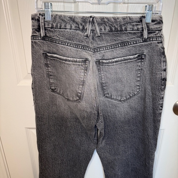Good American High Rise Straight Leg Jeans - Picture 7 of 14